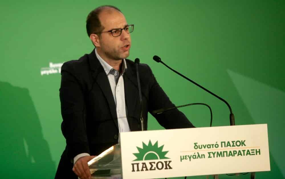 Ο Στέφανος Ξεκαλάκης, μέλος του Πολιτικού Συμβουλίου του ΠΑΣΟΚ