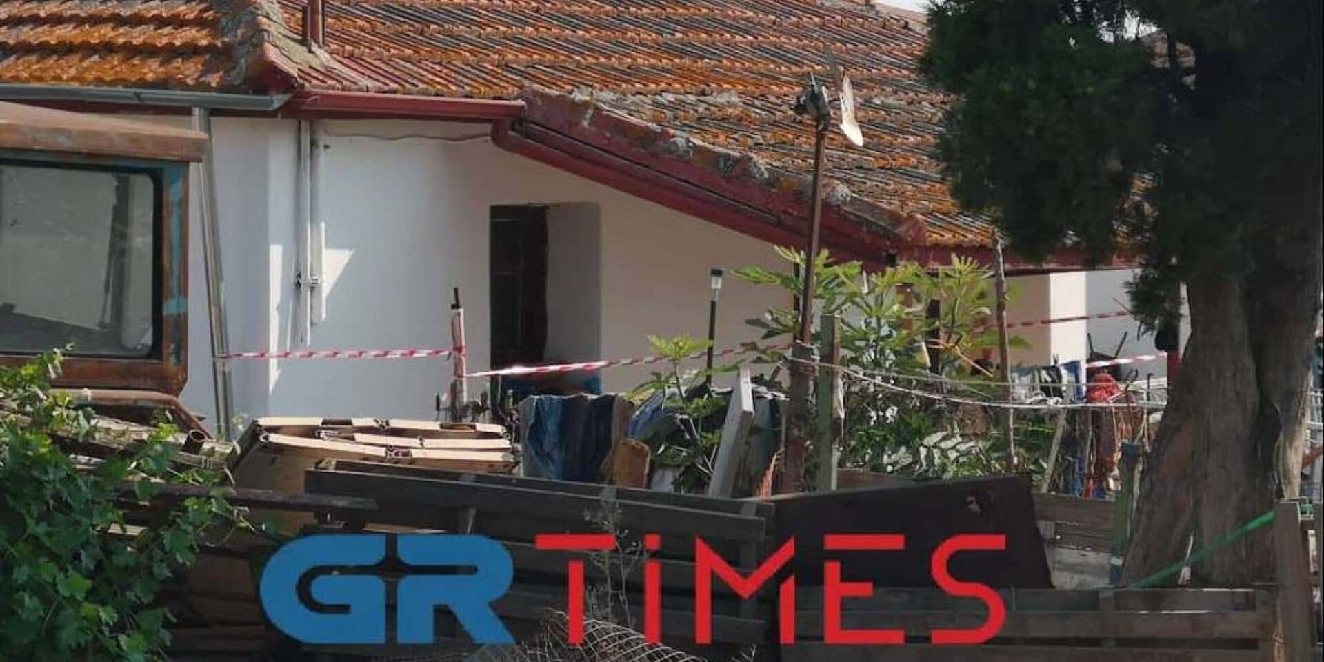 Το σπίτι όπου ο 59χρονος σκότωσε τη μητέρα του στη Θεσσαλονίκη