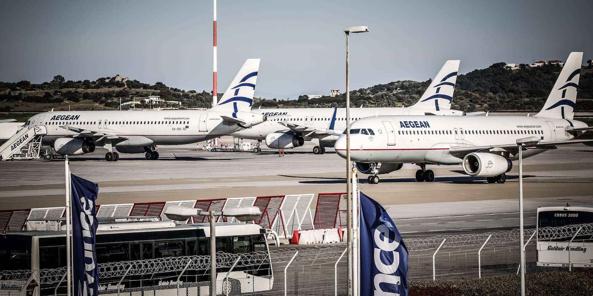 Τα αεροδρόμια της Ελλάδας κατακλύζονται από κόσμο
