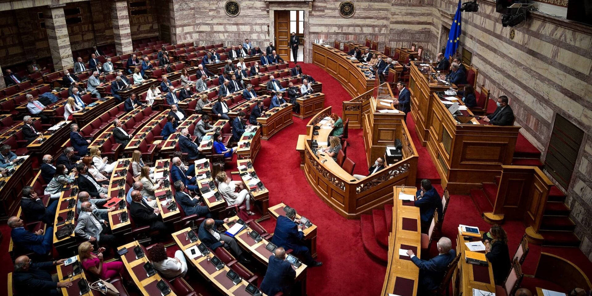 Την Δευτέρα στη Βουλή οι παρακολουθήσεις