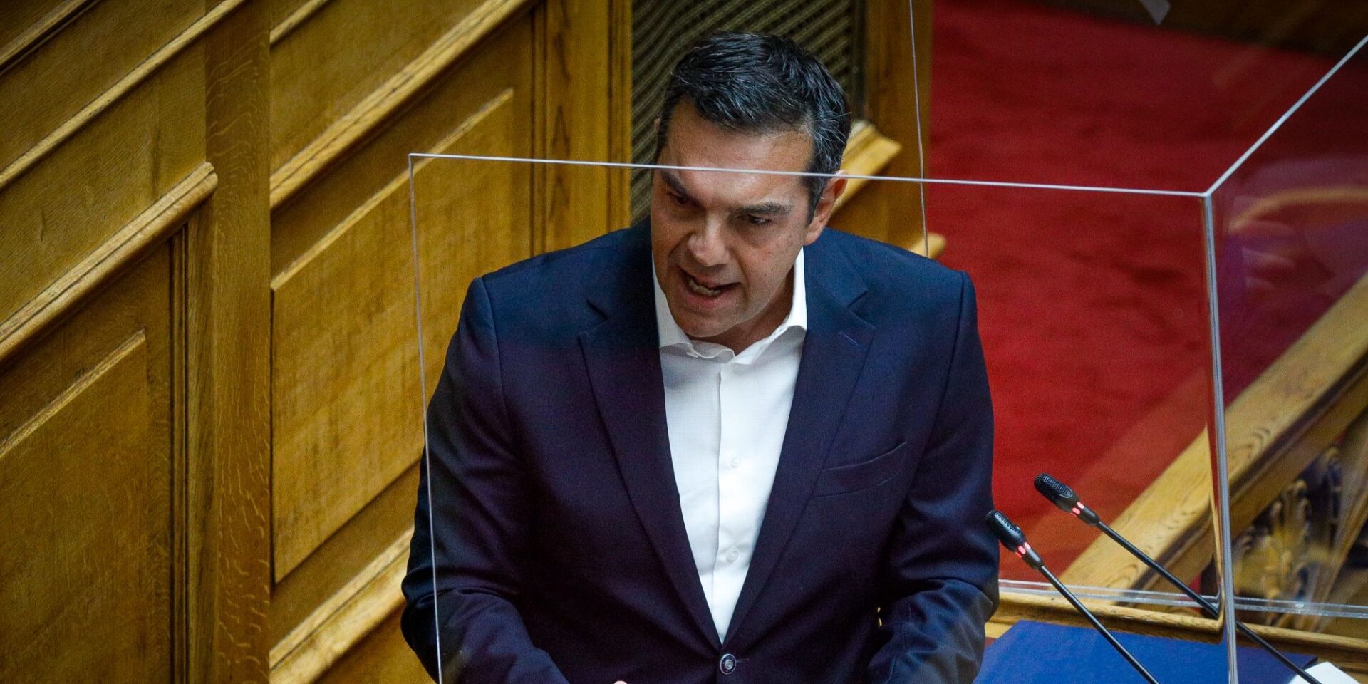 Ο Αλέξης Τσίπρας στην Ολομέλεια της Βουλής
