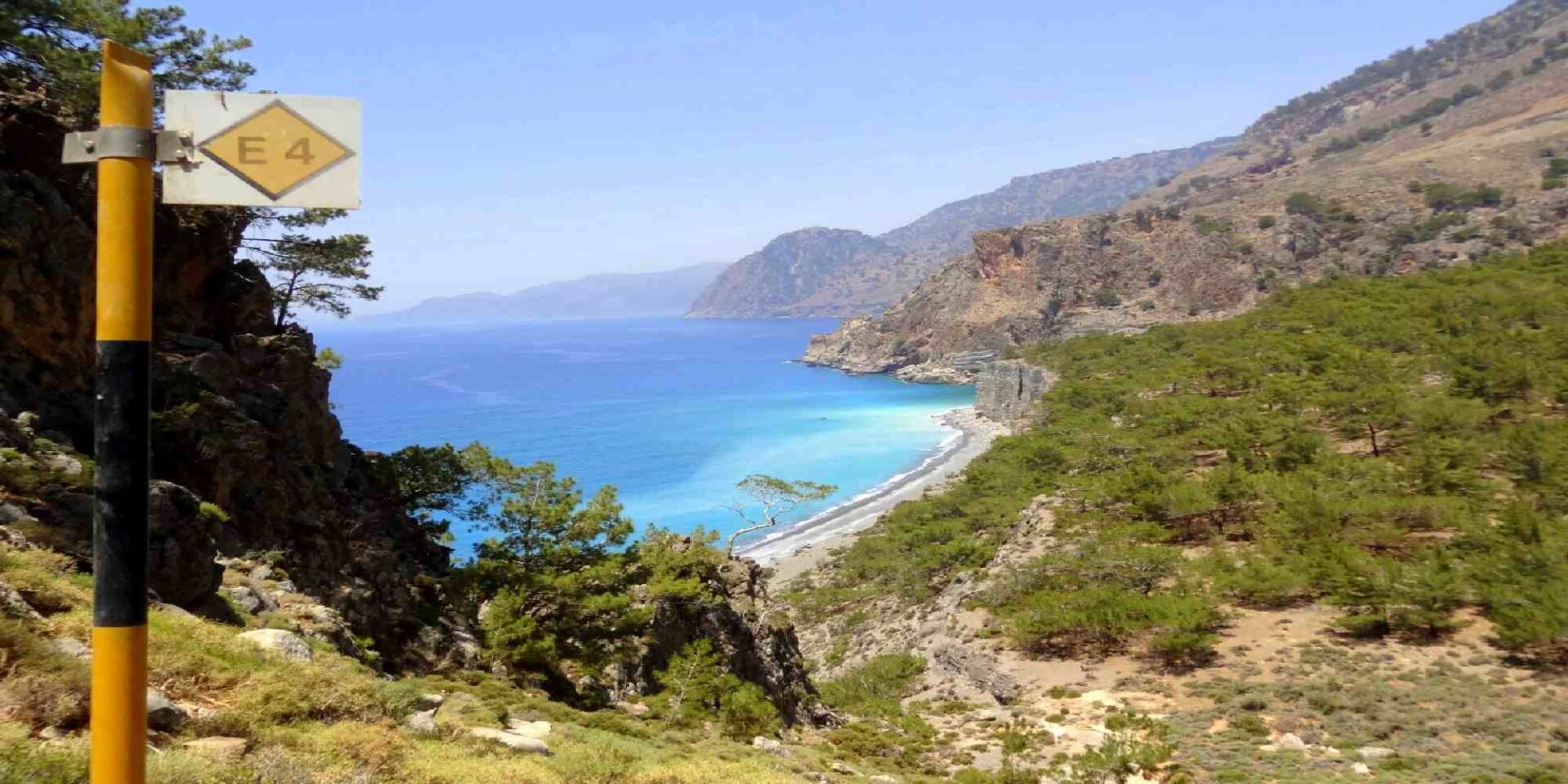 Το μονοπάτι που συνδέει την Σούγια με την Αγία Ρουμέλη