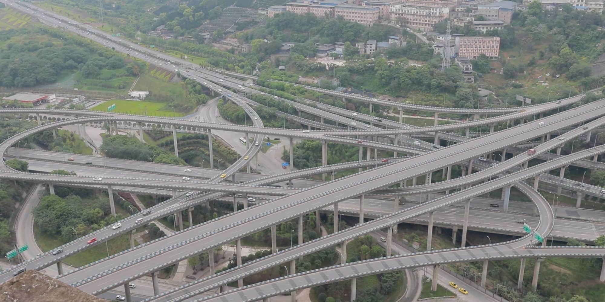 Ο οδικός κόμβος Χάνγκζεβάν στο Τσονγκίνγκ στην Κίνα