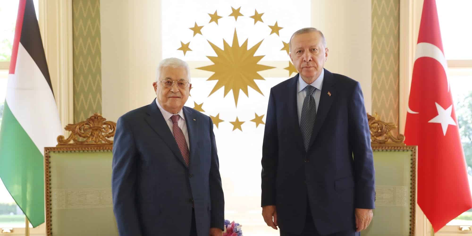 Ο Τούρκος πρόεδρος Ταγίπ Ερντογάν και ο Παλαιστίνιος ομόλογός του Μαχμούντ Αμπάς