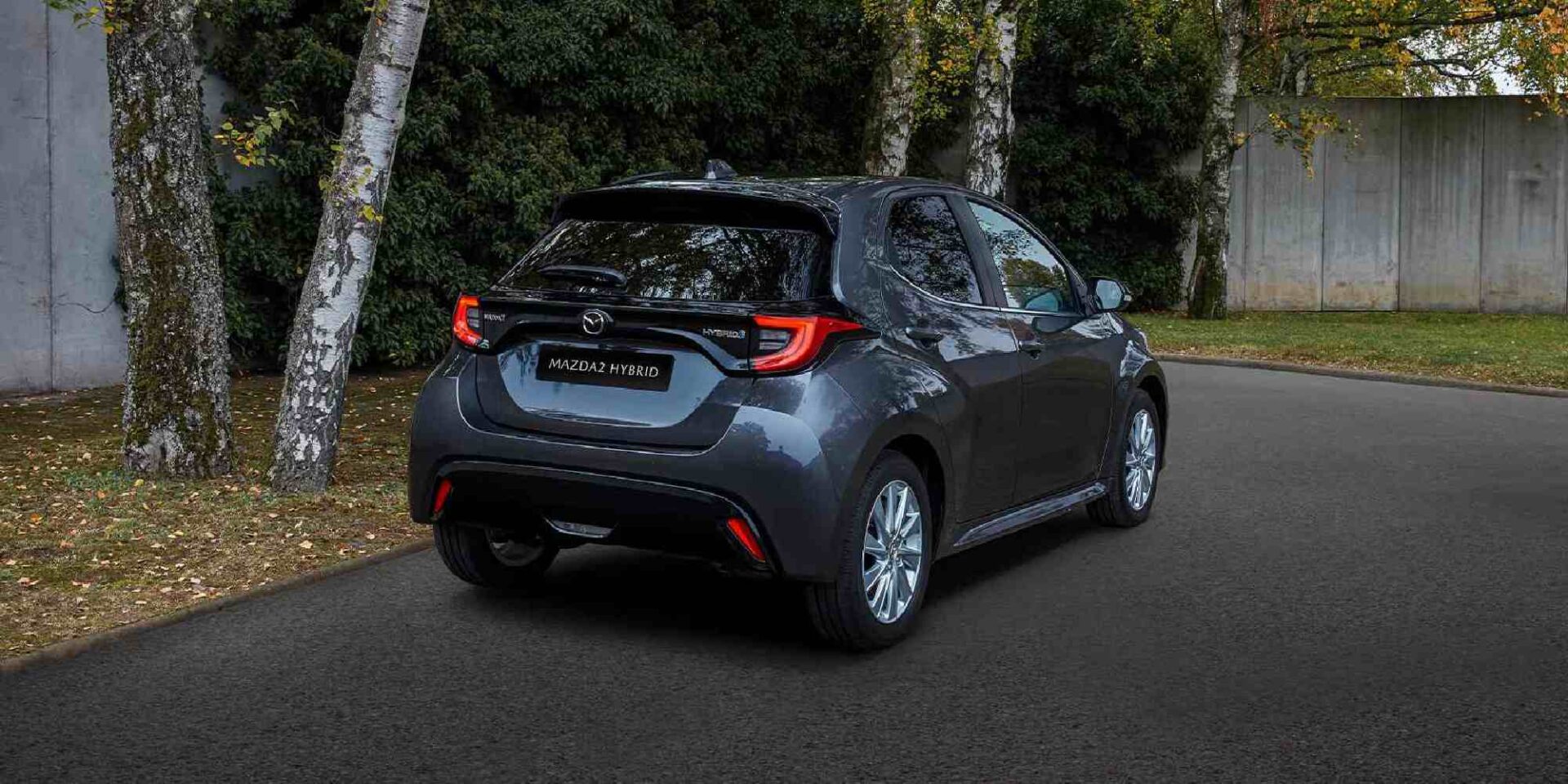 Το Mazda2 Hybrid