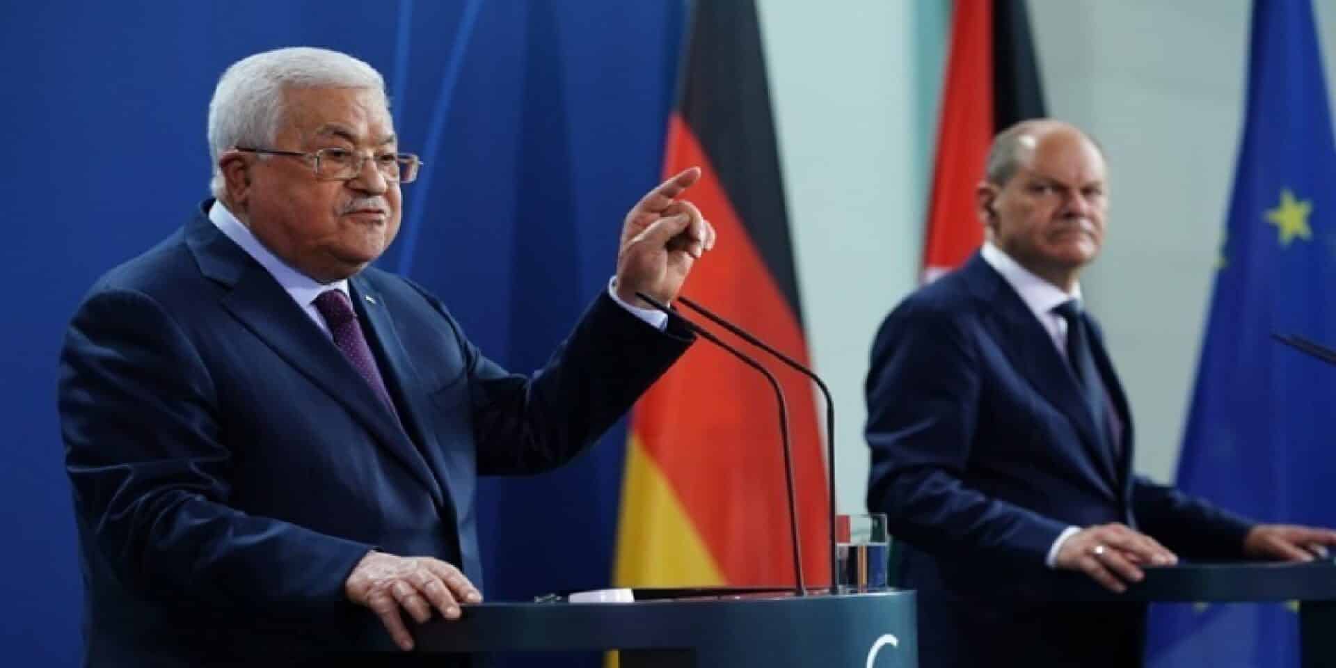 Ο Μαχμούντ Αμπάς με τον Όλαφ Σολτς