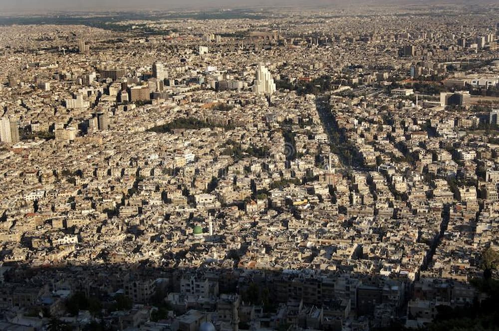 aerial view syrian capital damascus mount qasyun syria may th 204886851 1 - Οι 10 καλύτερες και οι 10 χειρότερες πόλεις του κόσμου για να ζεις: Στην κορυφή η Βιέννη - Πού βρίσκεται η Αθήνα (εικόνες)