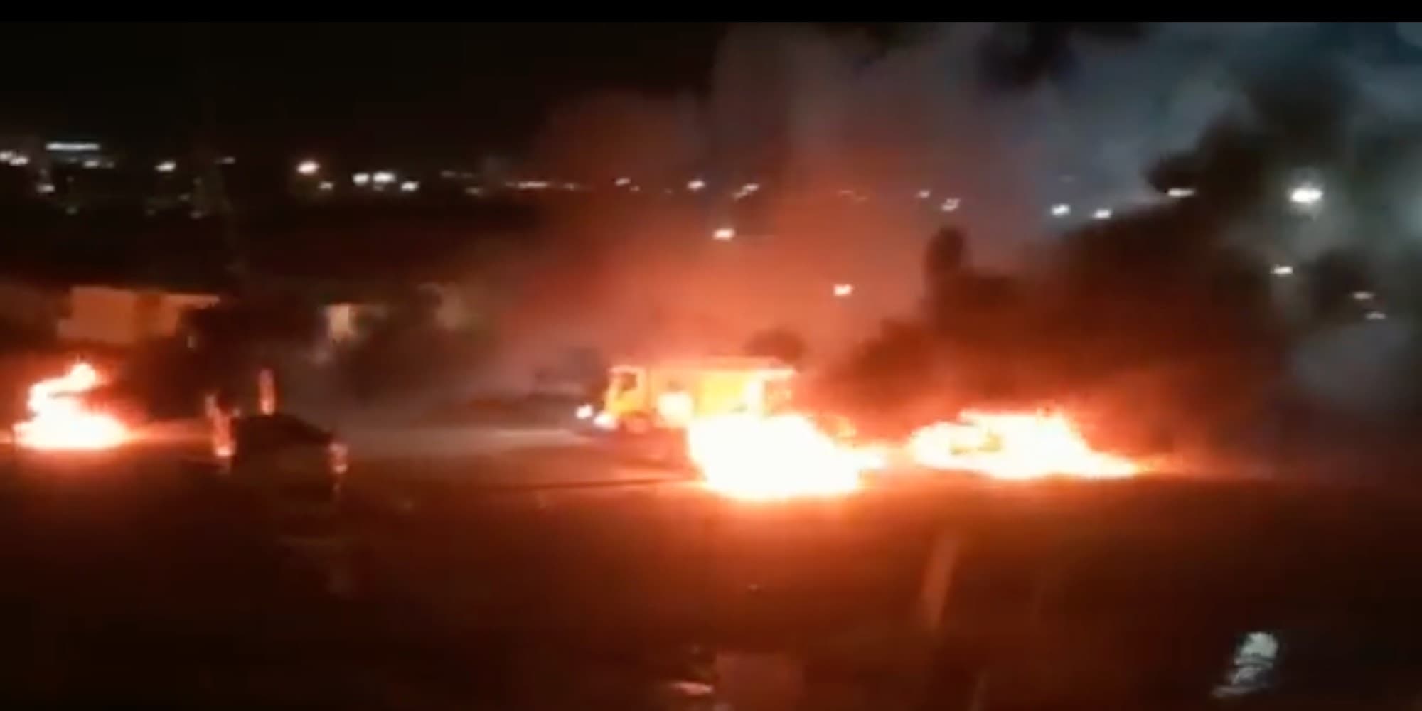 Οπαδοί στην Αργεντινή έκαψαν τα αυτοκίνητα των παικτών της ομάδας επειδή έχασαν