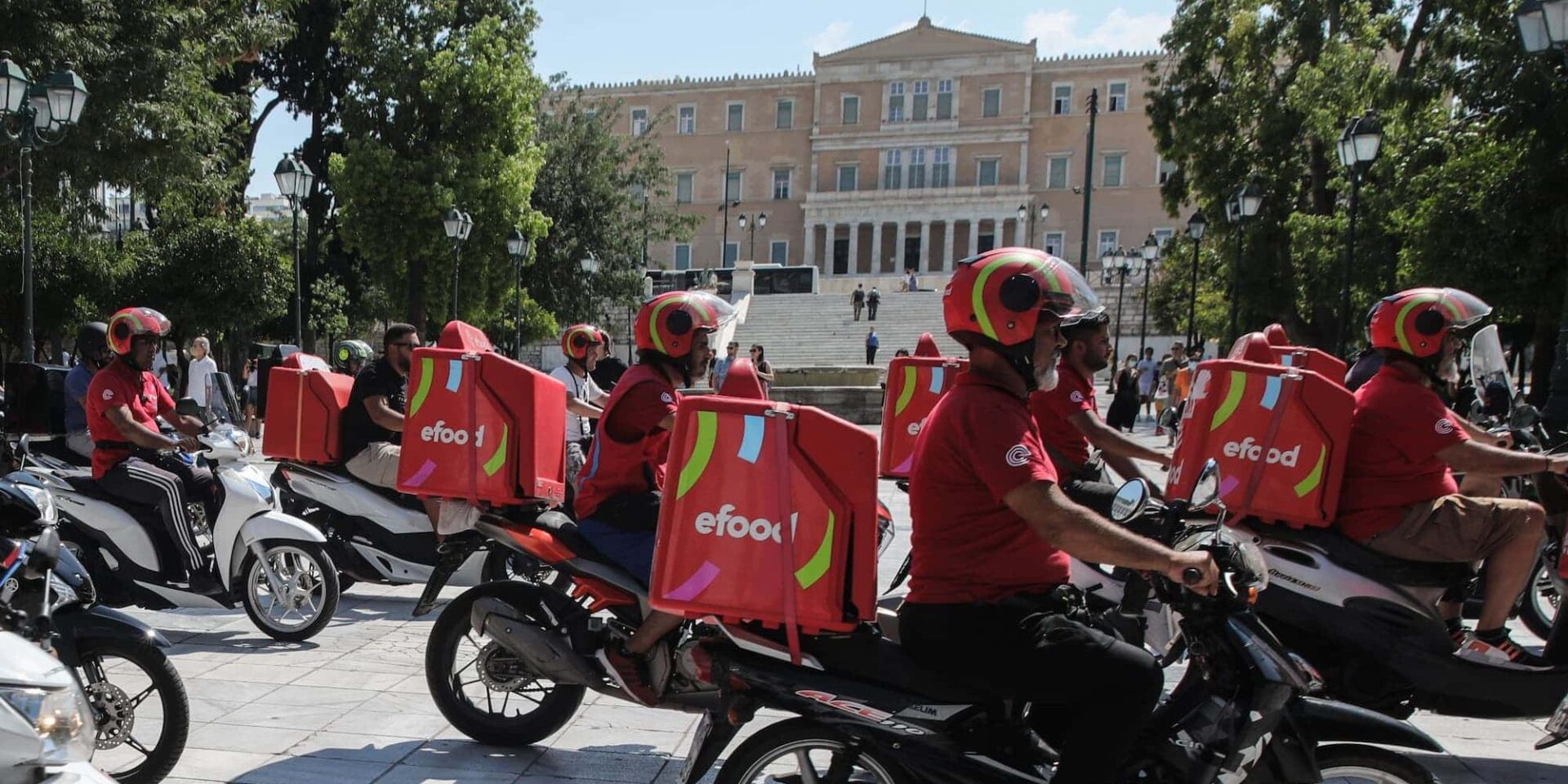 Πορεία διαμαρτυρίας των εργαζομένων στην Efood