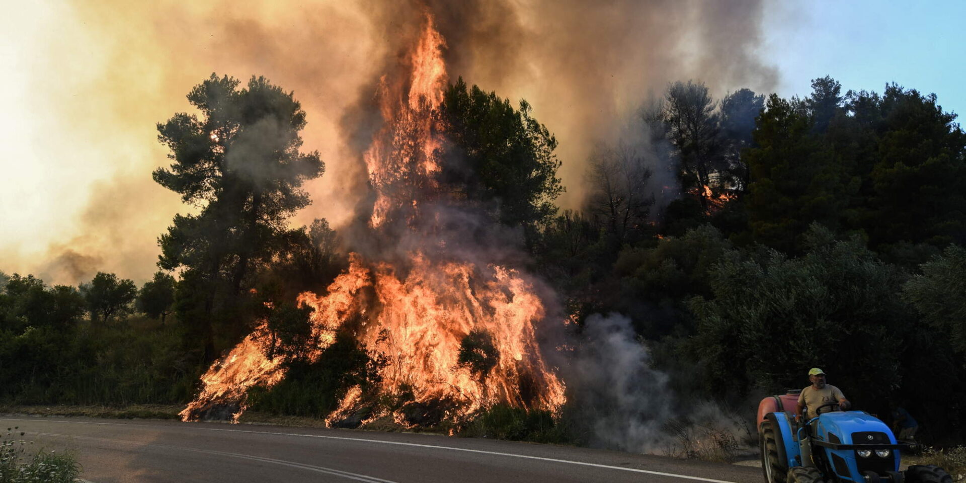Φωτιά σε αγροτοδασική έκταση