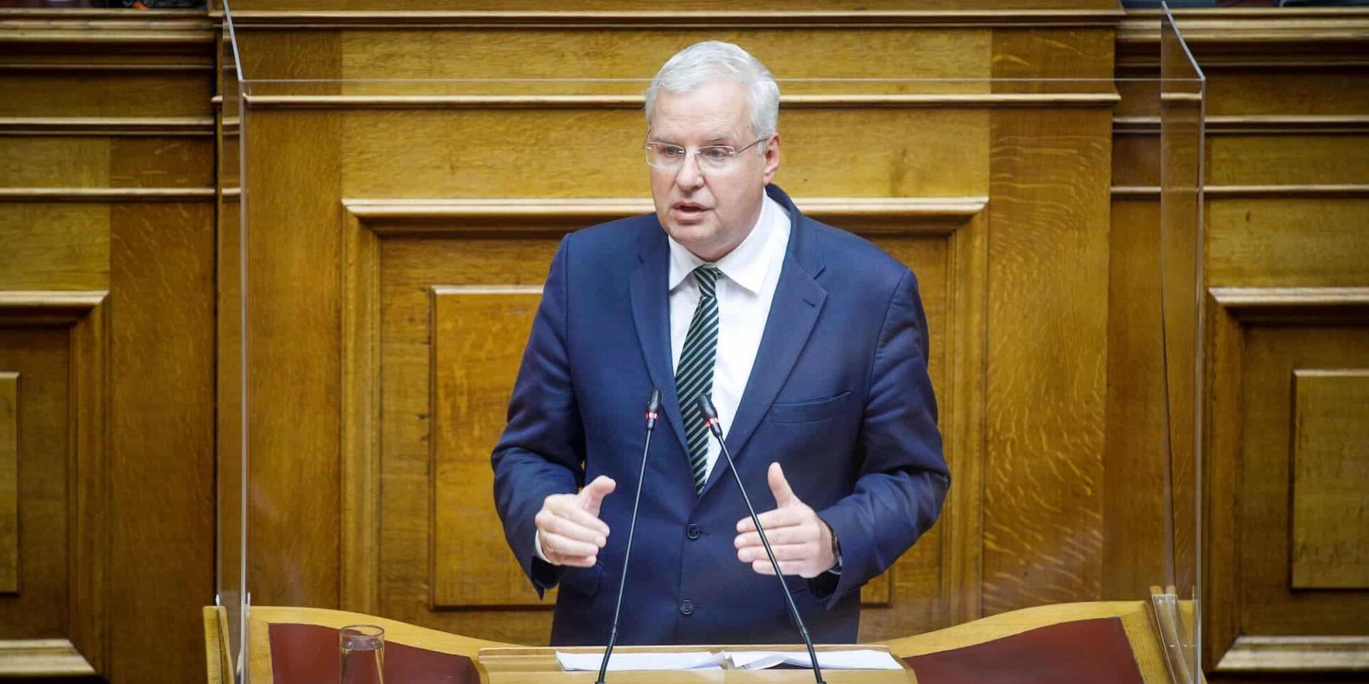 Ο μουσουλμάνος βουλευτής του ΠΑΣΟΚ, Αχμέτ Ιλχάν