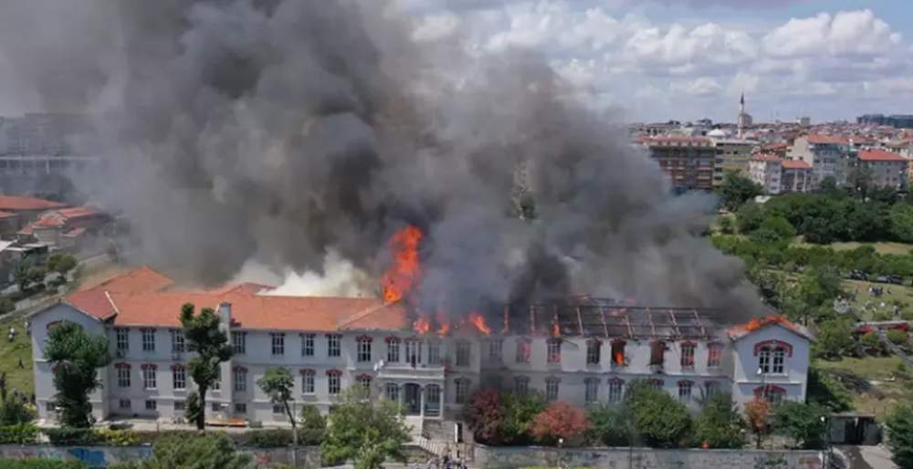 Φωτιά σε ελληνικό νοσοκομείο στην Κωνσταντινούπολη