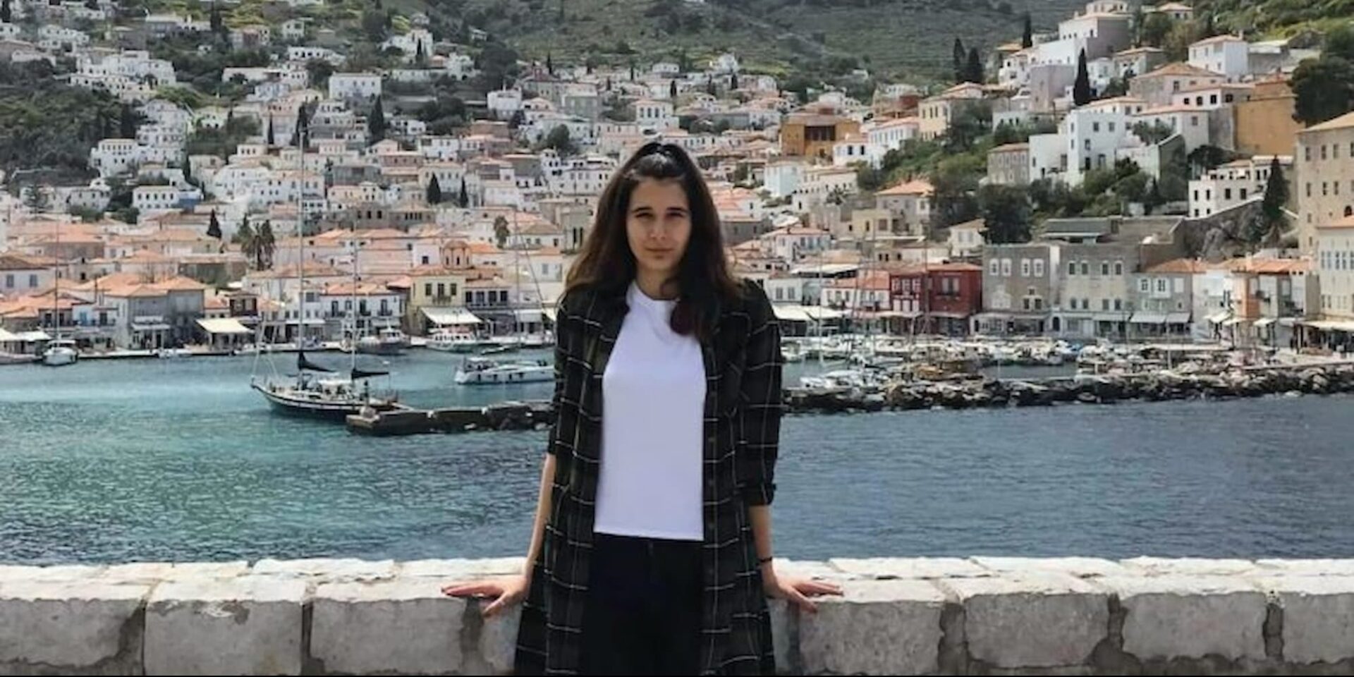 Θρήνος στη Λάρισα για τη 19χρονη δόκιμο