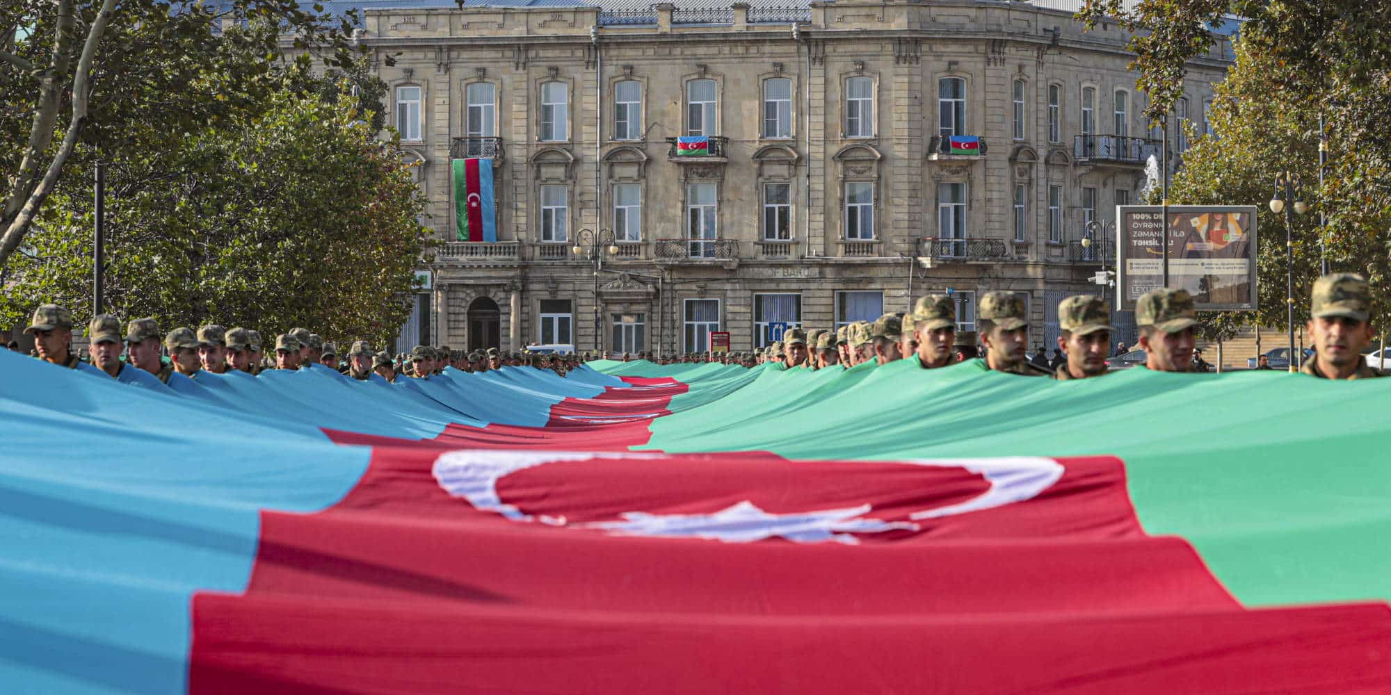 Σημαία του Αζερμπαϊτζάν στο Ναγκόρνο Καραμπάχ