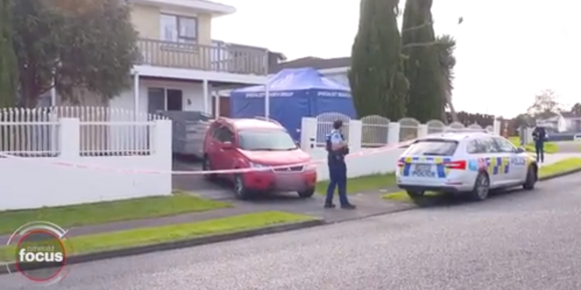 Η αστυνομία στο σημείο που βρέθηκαν οι βαλίτσες στη Νέα Ζηλανδία