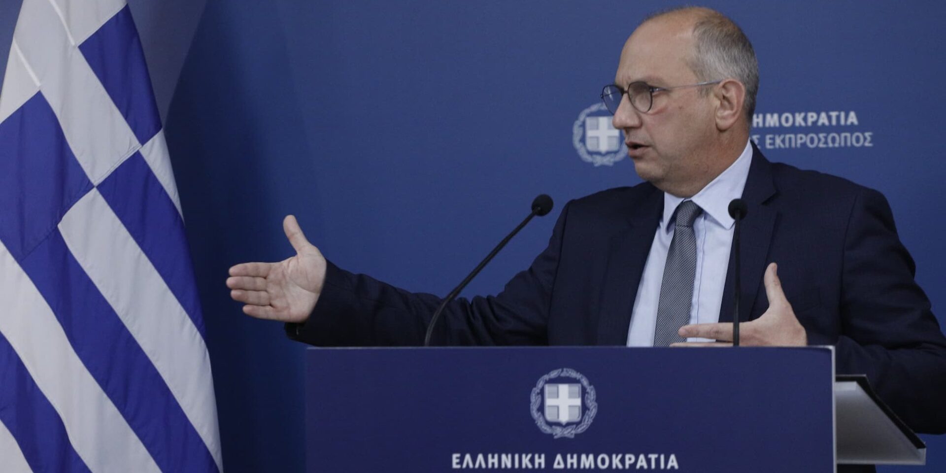 Ο κυβερνητικός εκπρόσωπος Γιάννης Οικονόμου
