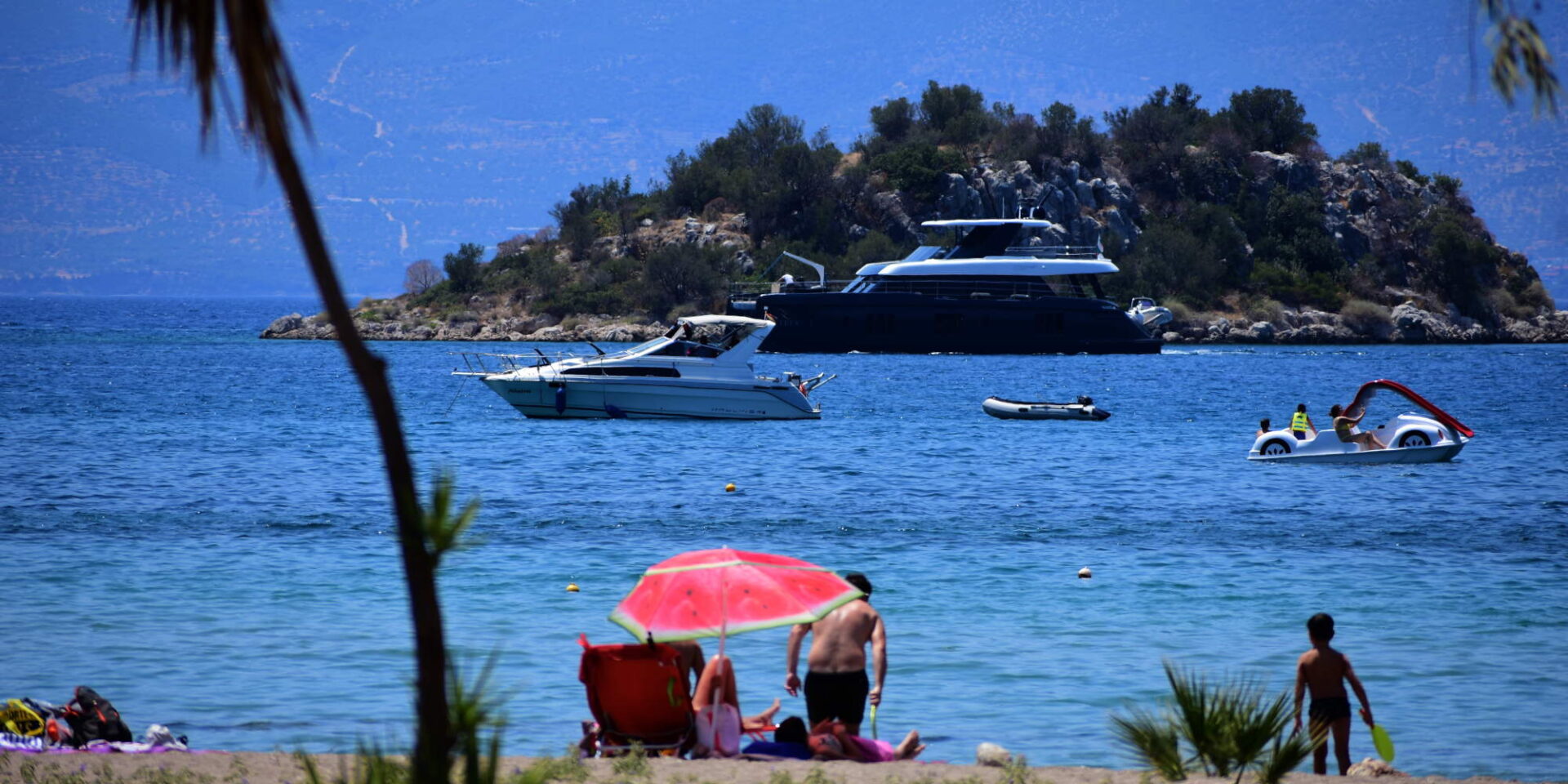Καλοκαιρινός καιρός στην παραλία