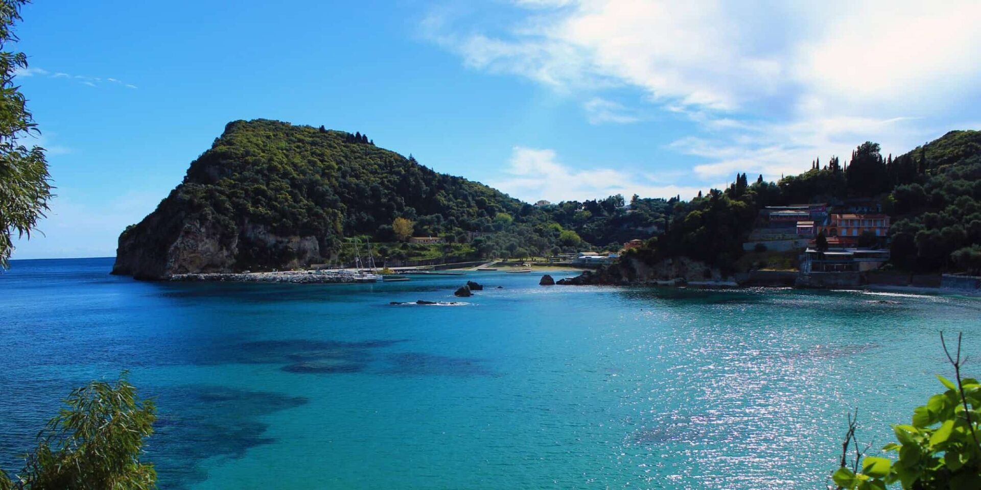 Παραλία στην Παλαιοκαστρίτσα στην Κέρκυρα - παραλίες στην Κέρκυρα