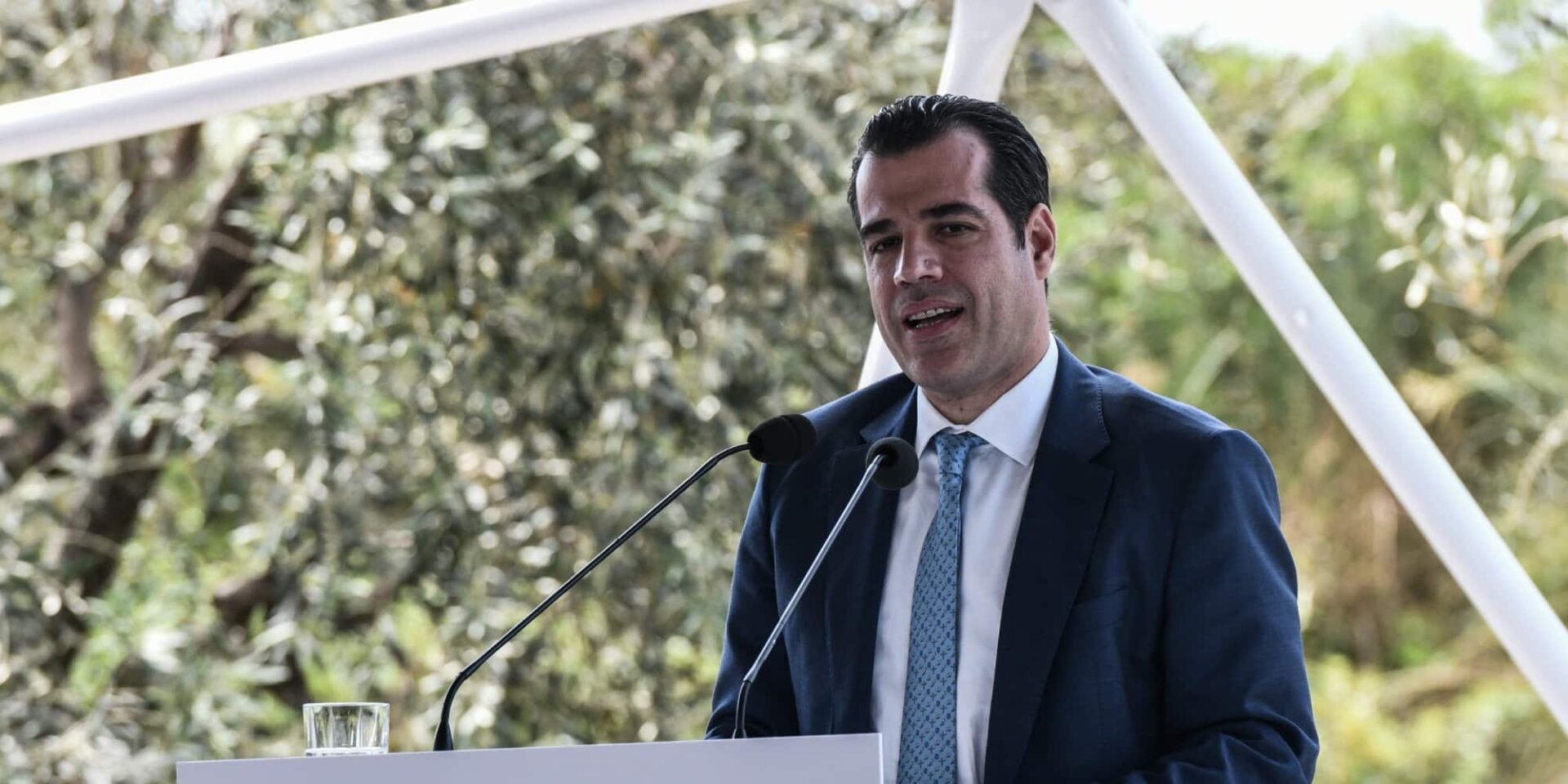 Ο υπουργός Υγείας Θάνος Πλεύρης
