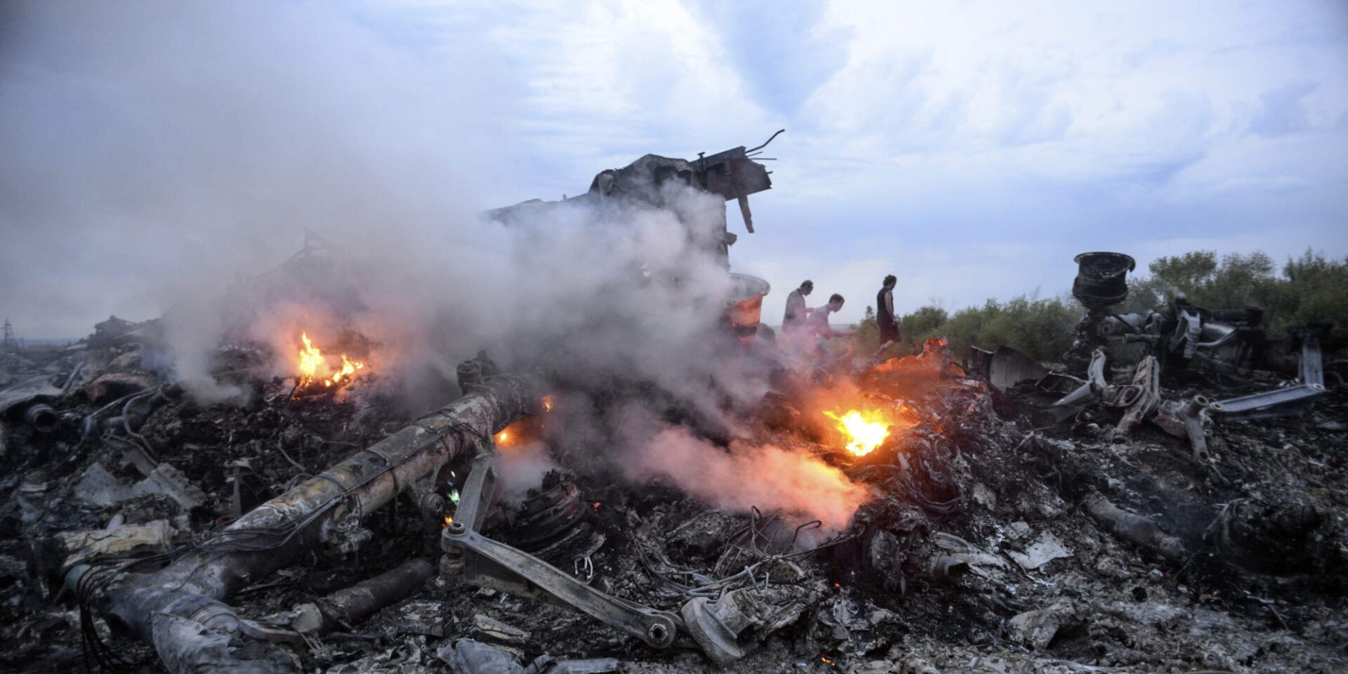 Τα συντρίμμια του Μπόινγκ 777 της πτήσεις MH17 των Μαλαισιανών Αερογραμμών