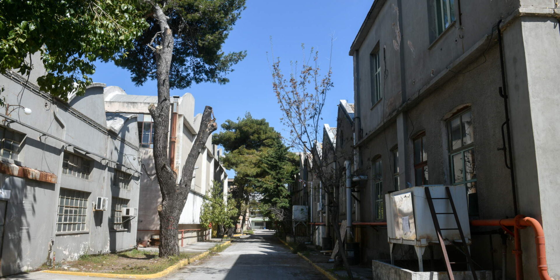 Οι εγκαταστάσεις της ΠΥΡΚΑΛ στον Υμηττό