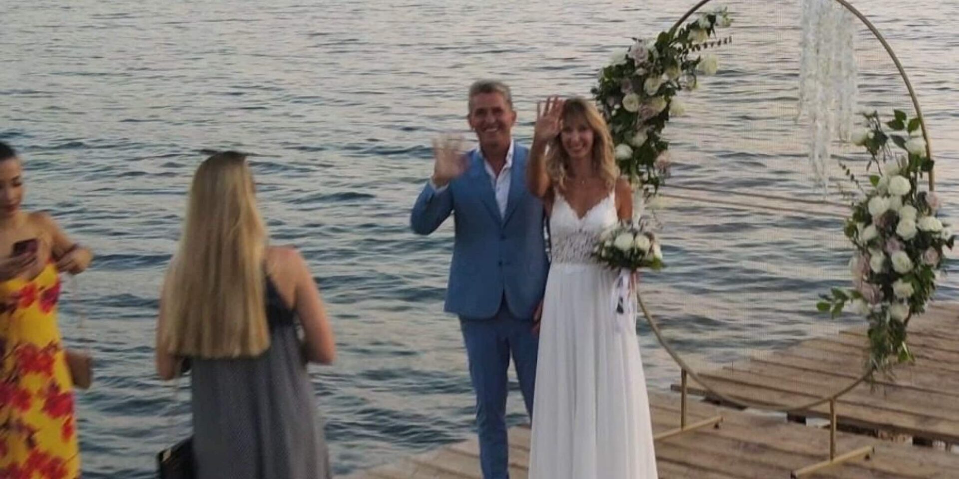 Ρωσίδα παντρεύτηκε Ουκρανό στη Λέσβο - Λέσβος