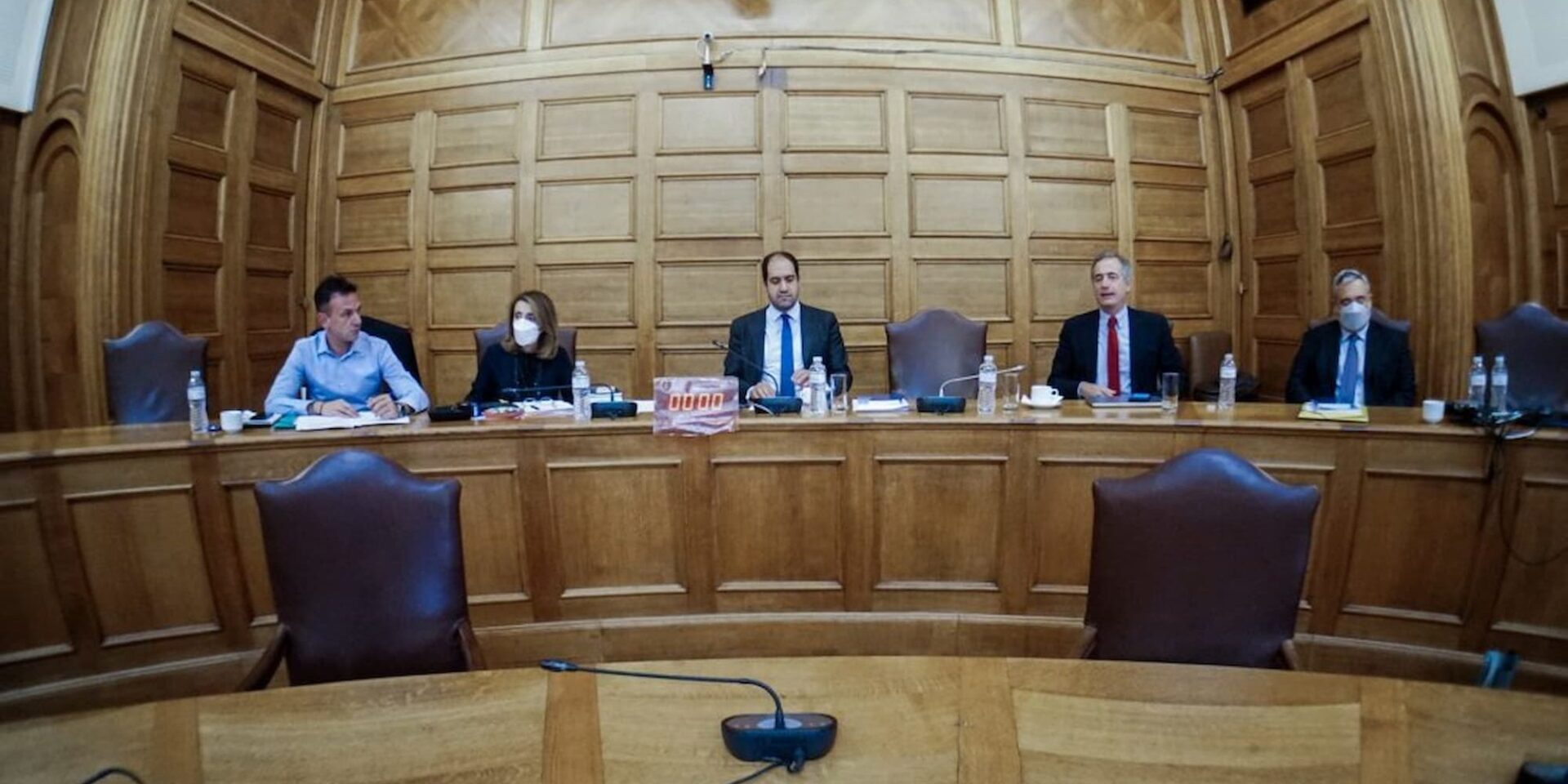 Η Εξεταστική Επιτροπή για τις παρακολουθήσεις