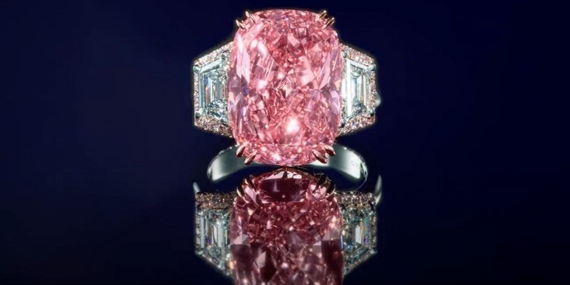Το σπάνιο ροζ διαμάντι