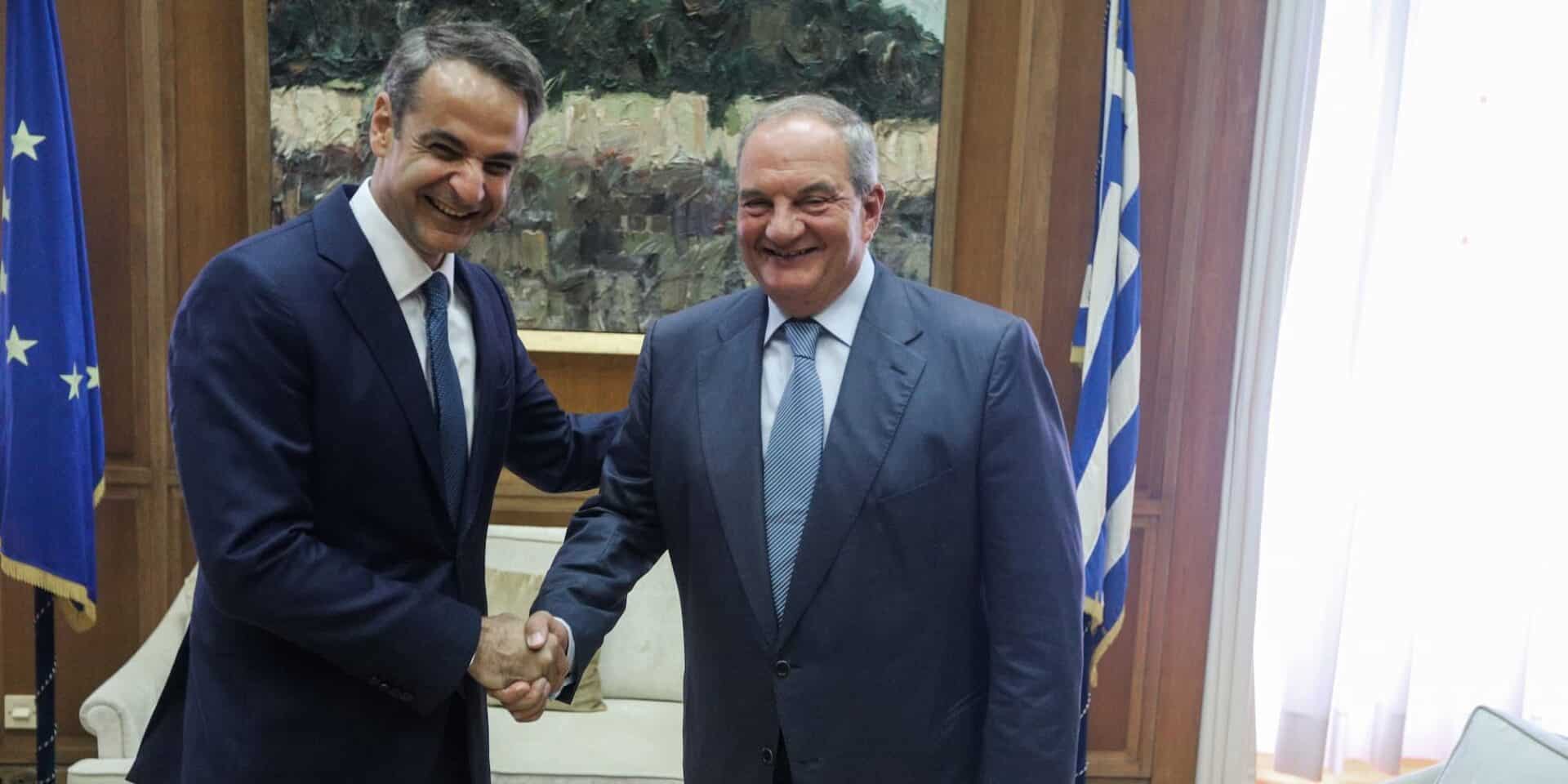 Άρθρο του Politico μετά την παρέμβαση Καραμανλή για τις παρακολουθήσεις