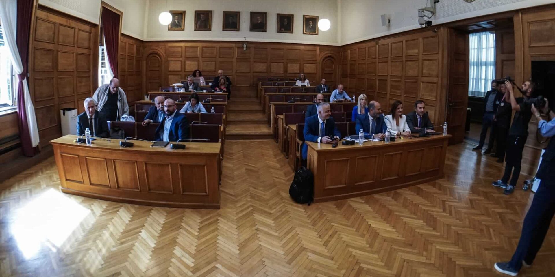 Συνεχίζονται οι εργασίες στην Εξεταστική Επιτροπή