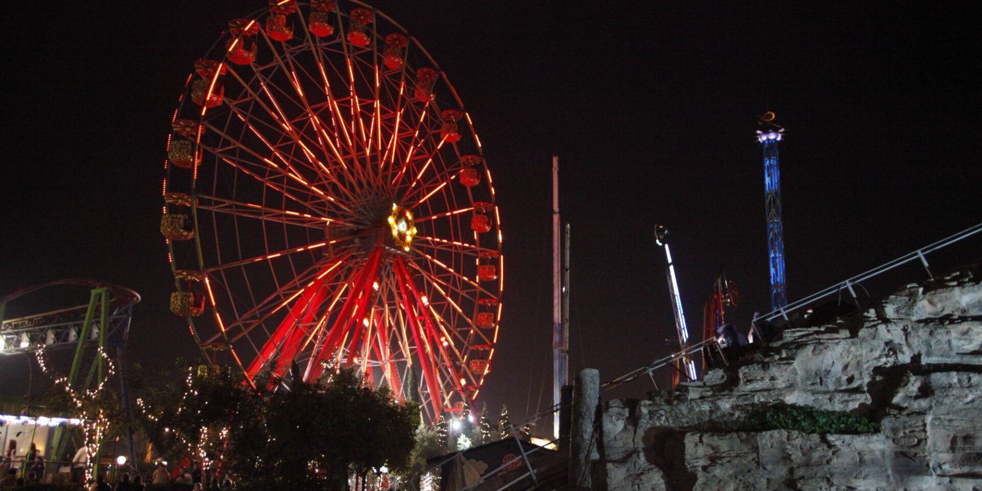 Allou Fun Park
