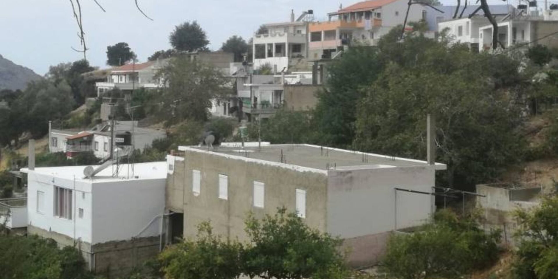 To xωριό Καμάρες που ακούγεται το βουητό