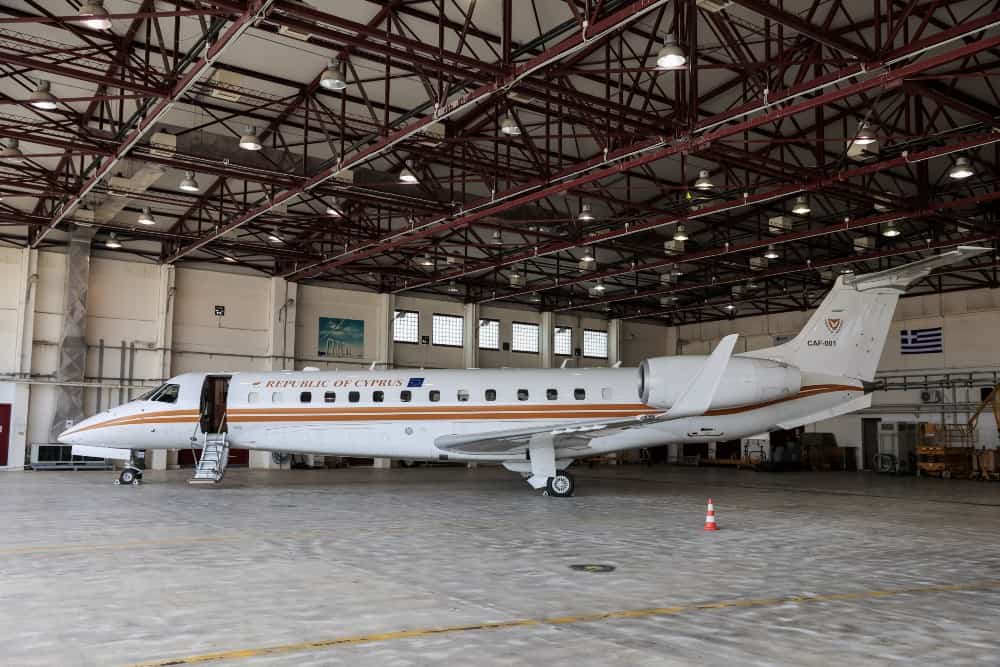 Το κυβερνητικό αεροσκάφος είναι δωρεά από την Ελληνική Κυβέρνηση προς την Κυπριακή Δημοκρατία