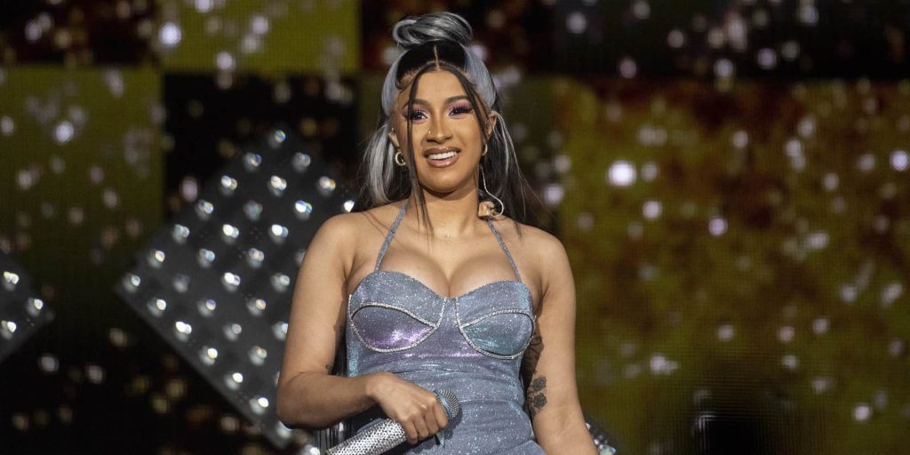 Η Cardi B