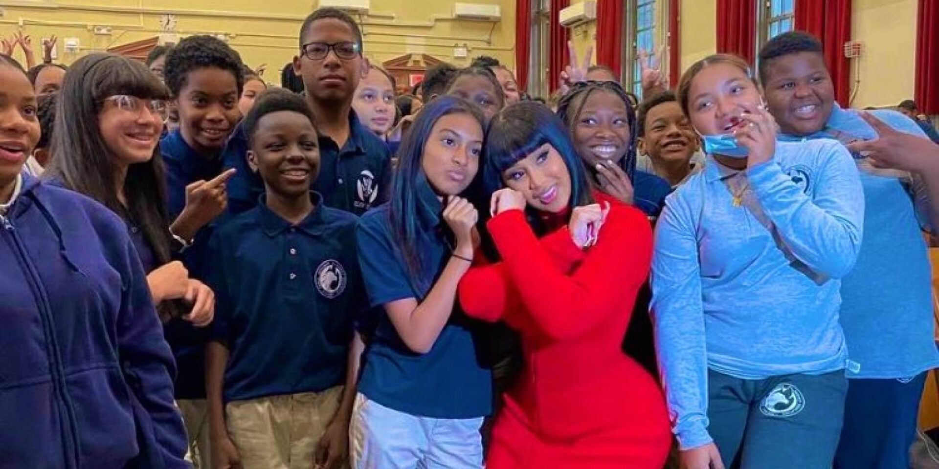 Η Cardi B στο δημοτικό που φοίτησε