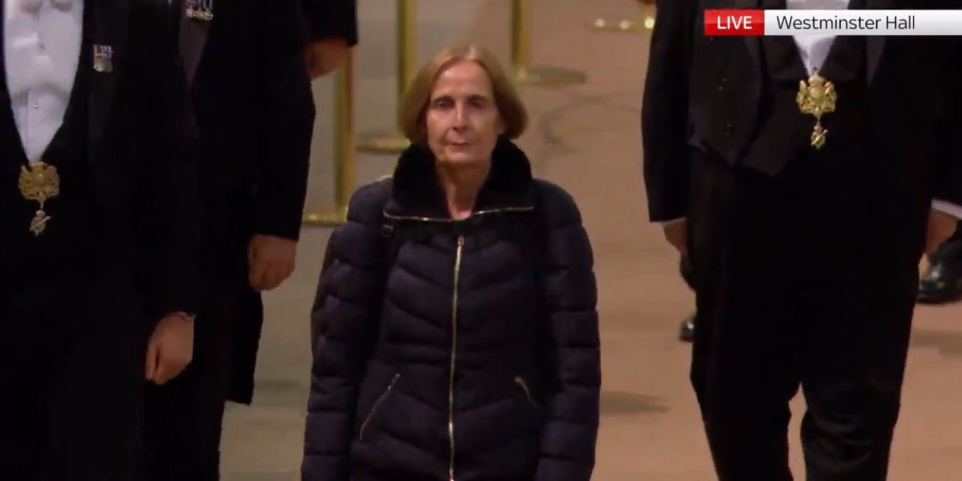 Η τελευταία γυναίκα στην ουρά του Γουέστμινστερ αποχαιρέτησε τη βασίλισσα Ελισάβετ