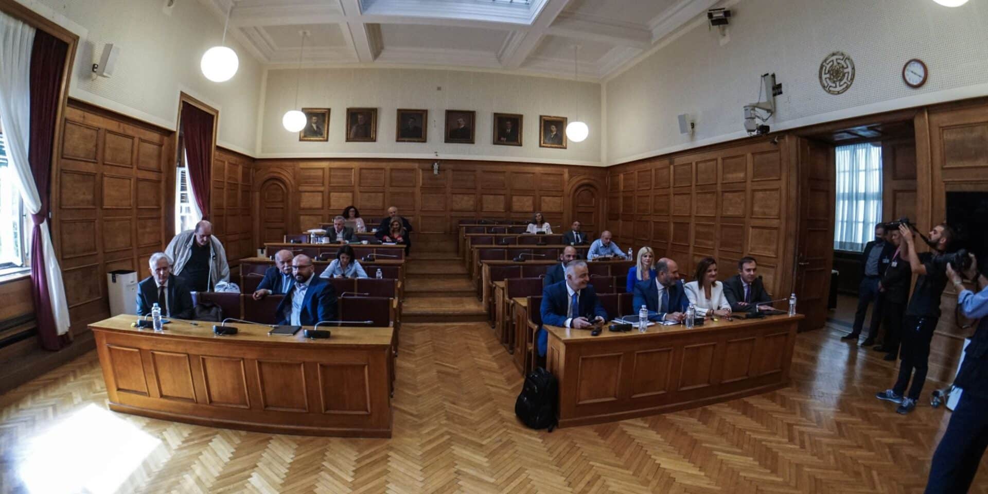 Εξεταστική Επιτροπή για τις παρακολουθήσεις