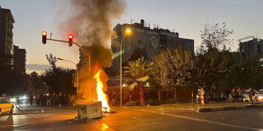 Χάος στο Ιράν από τις διαδηλώσεις