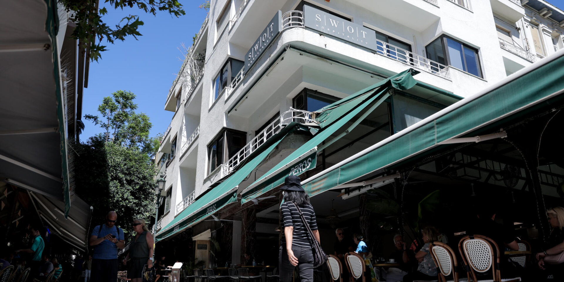 Το σημείο όπου έπεσε ο άνδρας στο Κολωνάκι