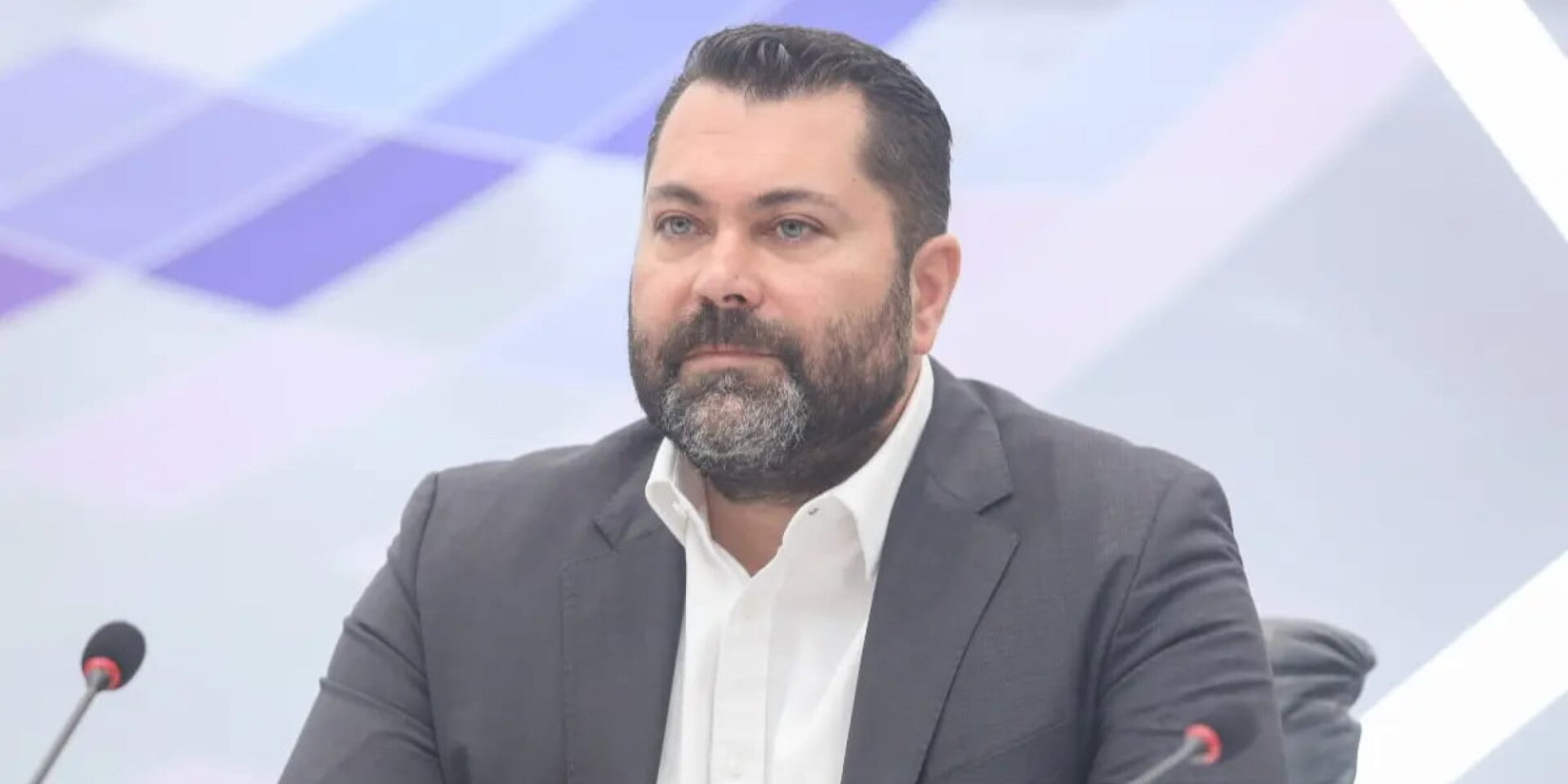 Ο Λευτέρης Κρέτσος