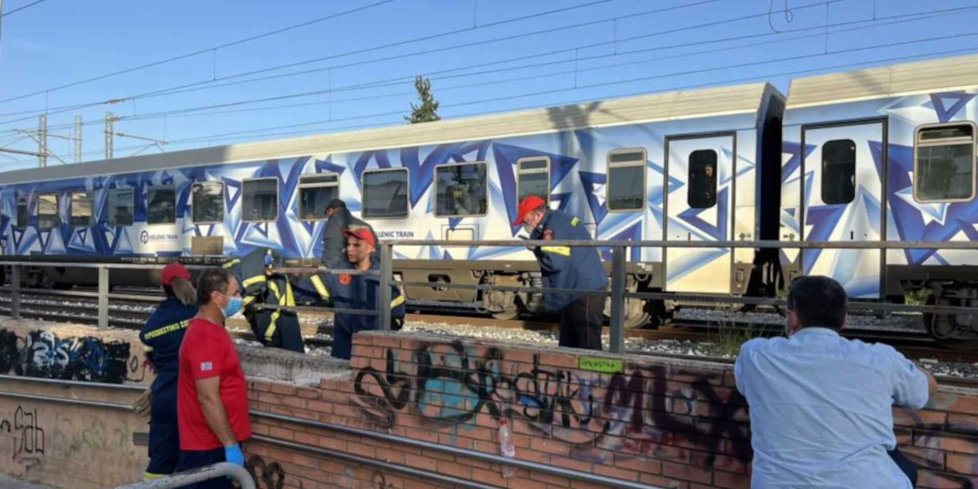 Εικόνες από την αμαξοστοιχία στη Λάρισα