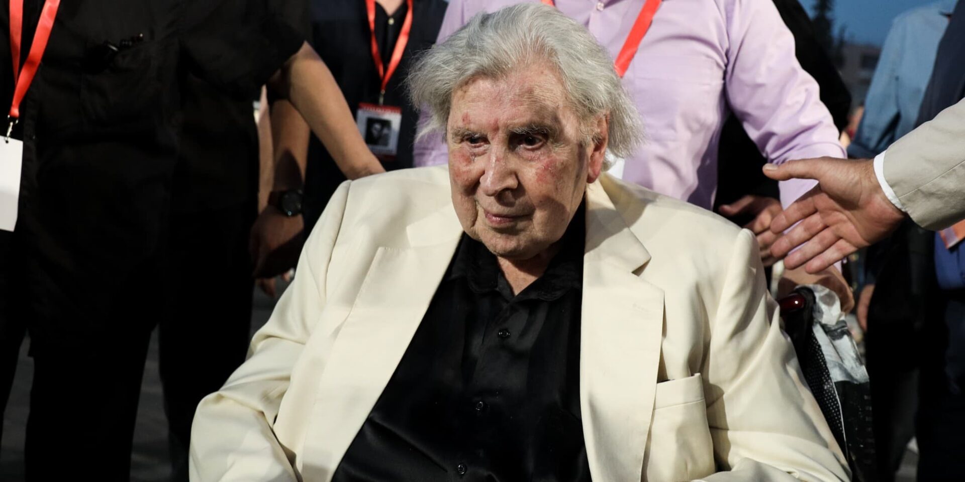 Ο Μίκης Θεοδωράκης