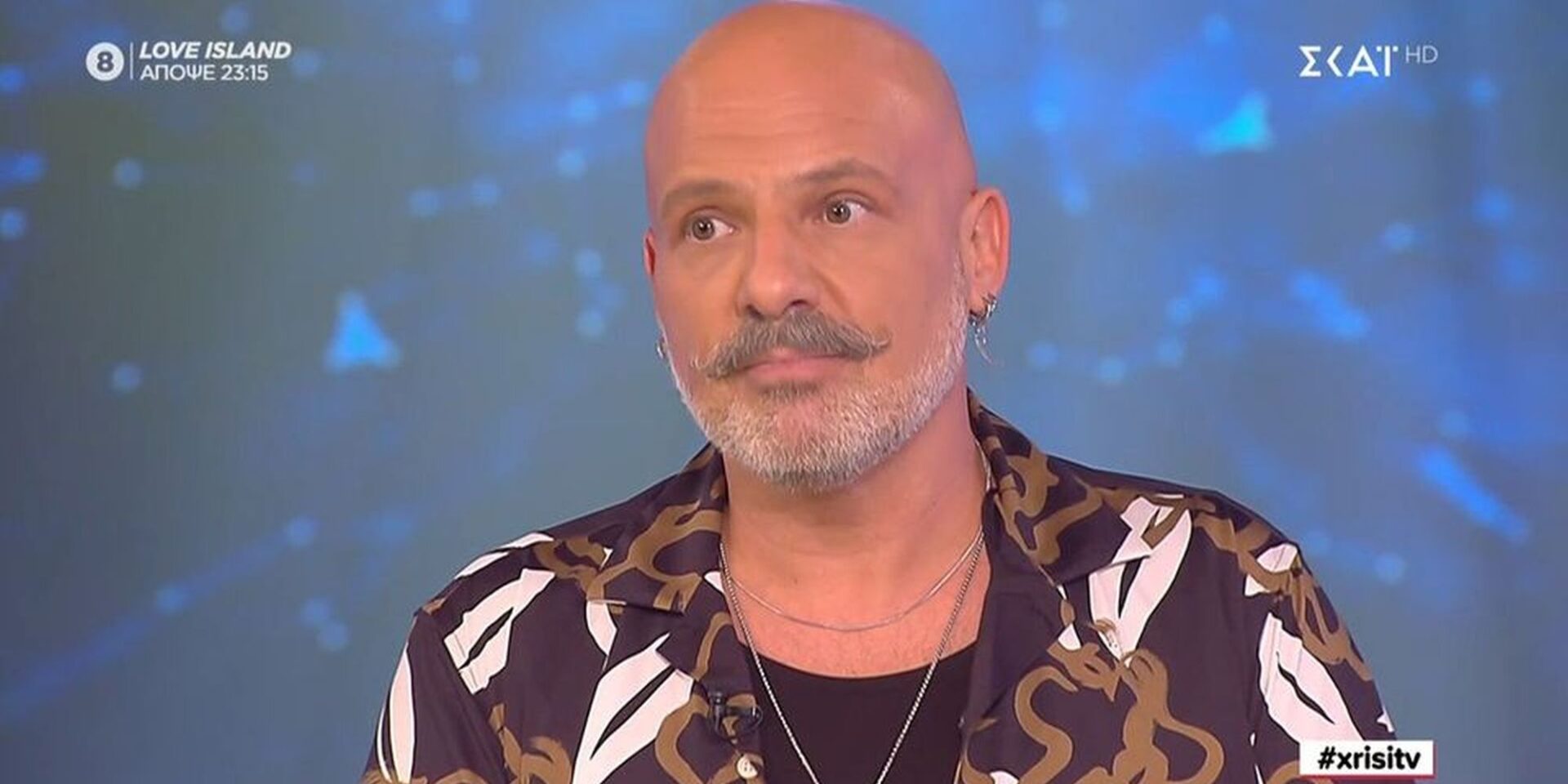 Ο Νίκος Μουτσινάς στην εκπομπή του «Καλό μεσημεράκι»