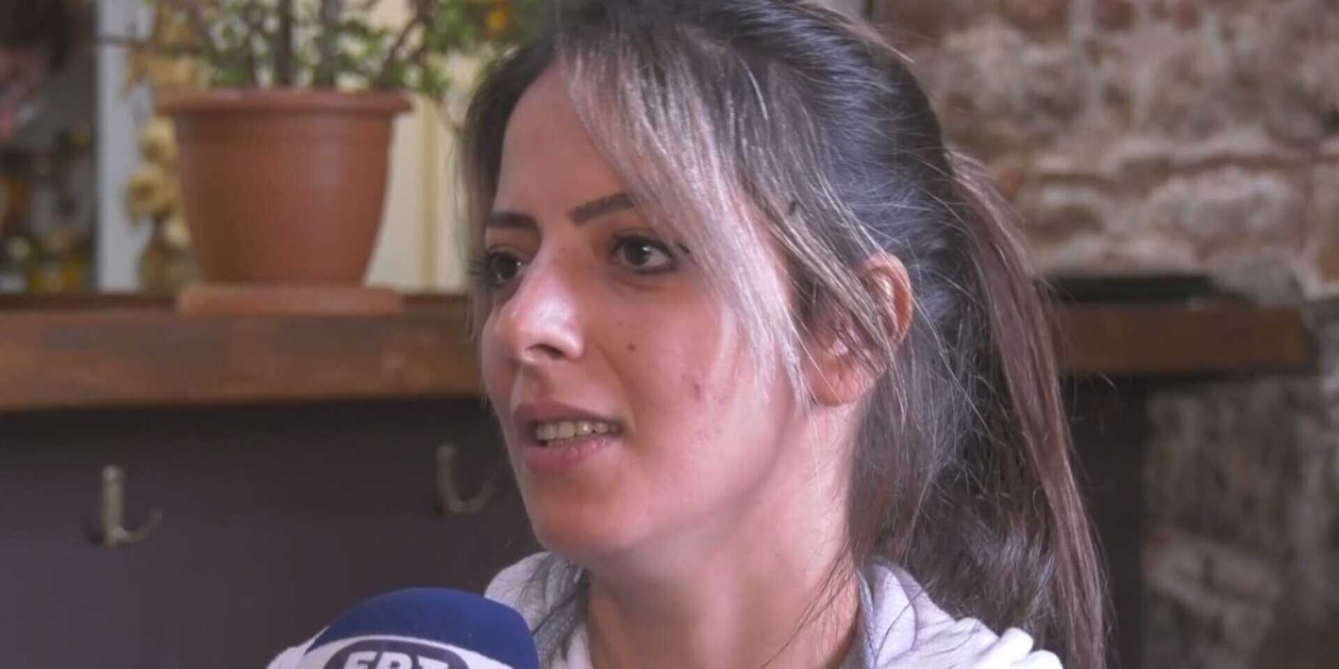 Πρόσφυγας από το Ιράν μιλά για τη μαντήλα