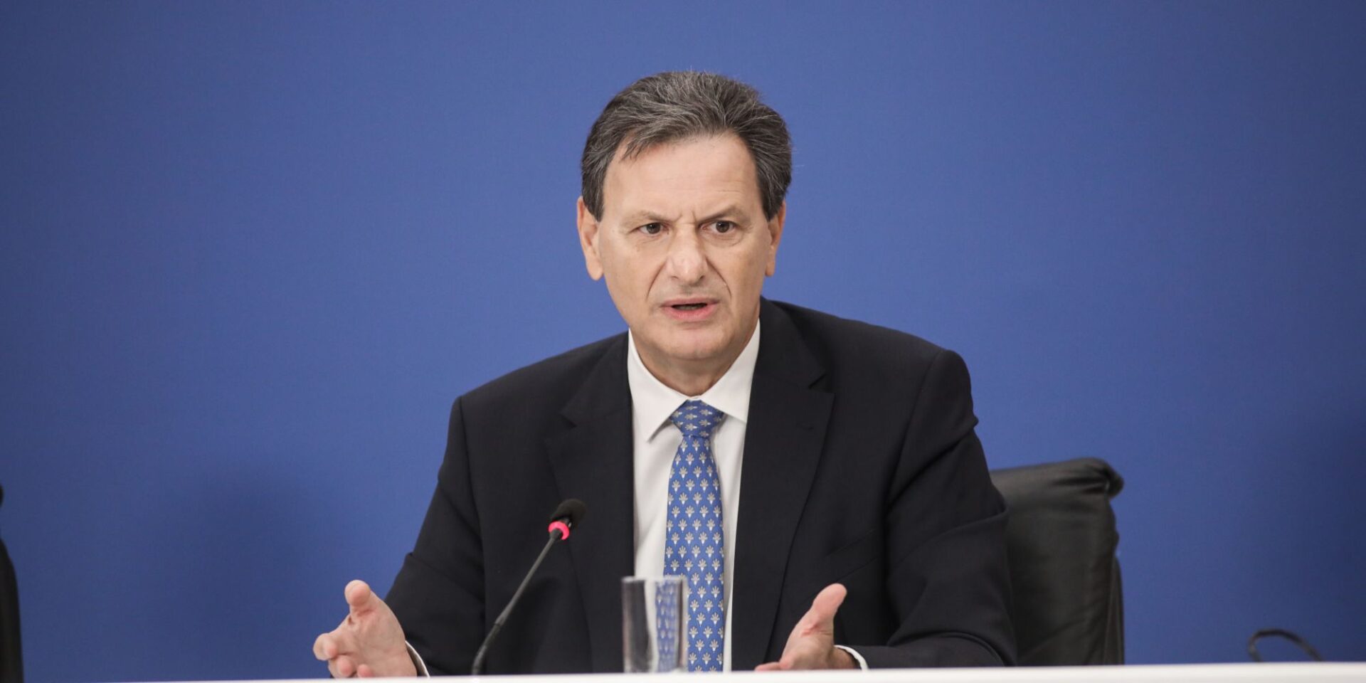 Ο Θεόδωρος Σκυλακάκης σε συνέντευξη Τύπου