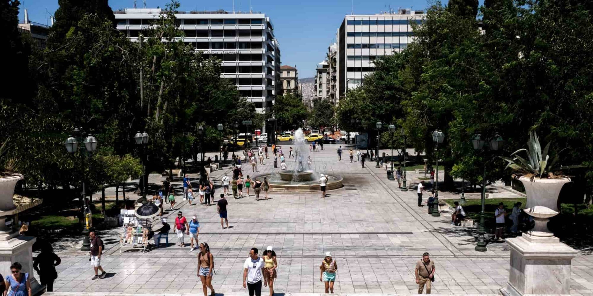 καιρός - Κόσμος στο Σύνταγμα