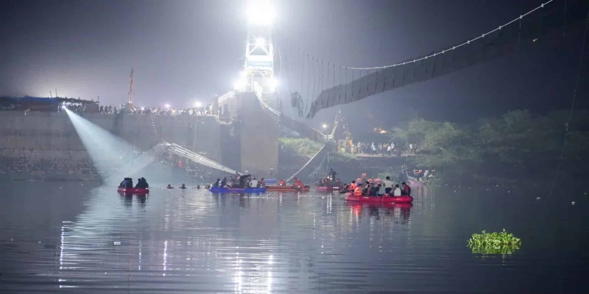 Εικόνα από την πτώση της γέφυρας
