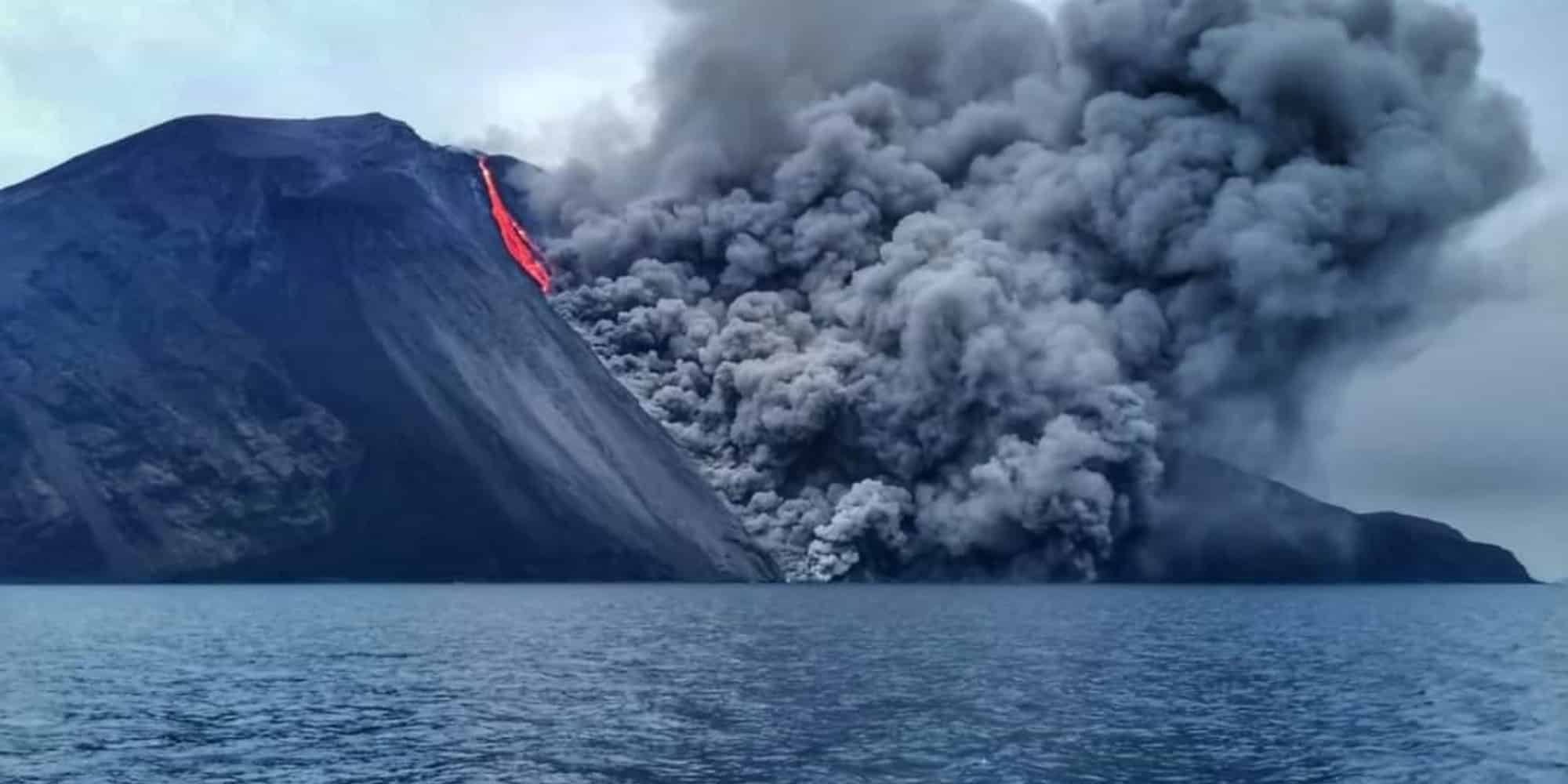 Εικόνα από την έκρηξη του ηφαιστείου Στρόμπολι