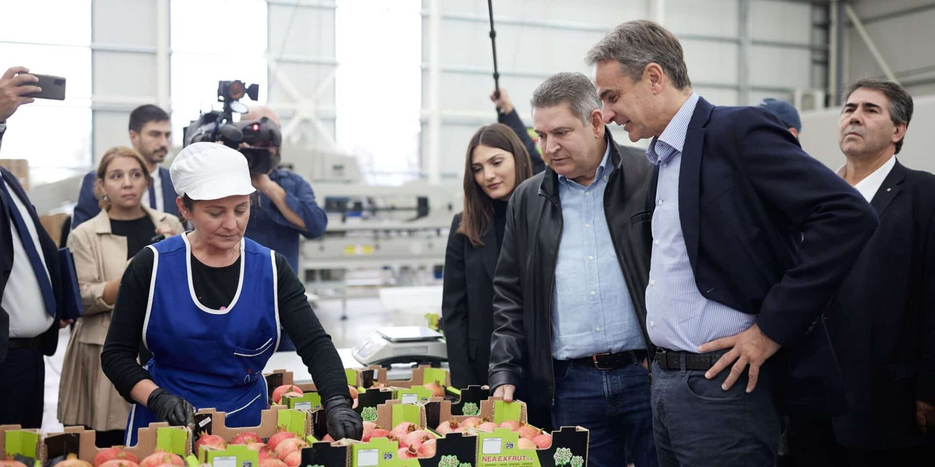 Ο Κυριάκος Μητσοτάκης σε περιοδεία στην Πέλλα