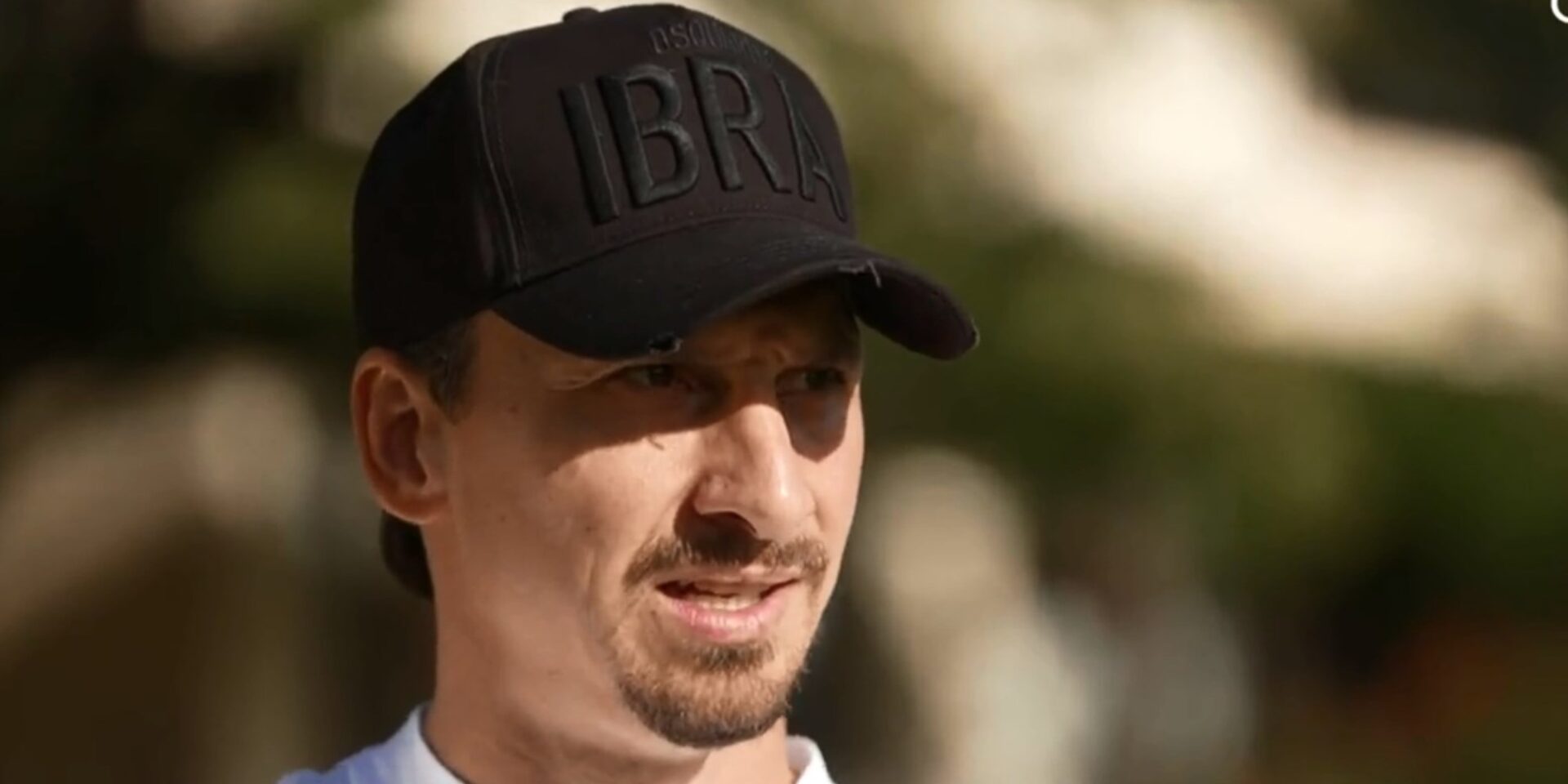 Ο Ζλάταν Ιμπραΐμοβιτς που δίνει συνέντευξη
